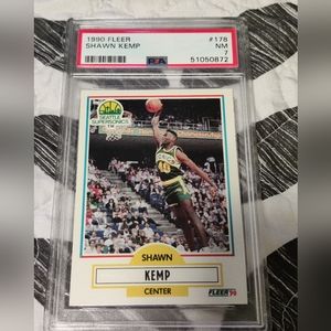 Classic Sean Kemp Rookie Dunk 1990 Fleer PSA 7
